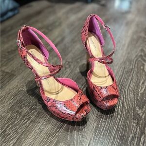 Gianni Bini Leather Snakeskin Platform Heels